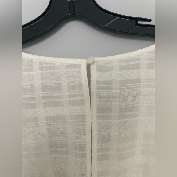 SAINTS & Secrets Flowy Romper with Sinched Waist Tie Front - Picture 6 of 9